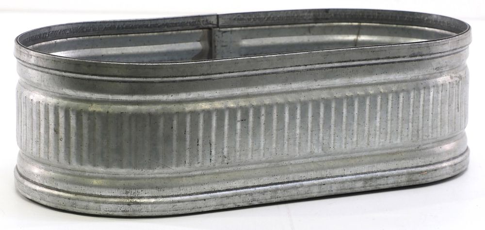 Lot 702: Salesman sample oval galvanized stock tank