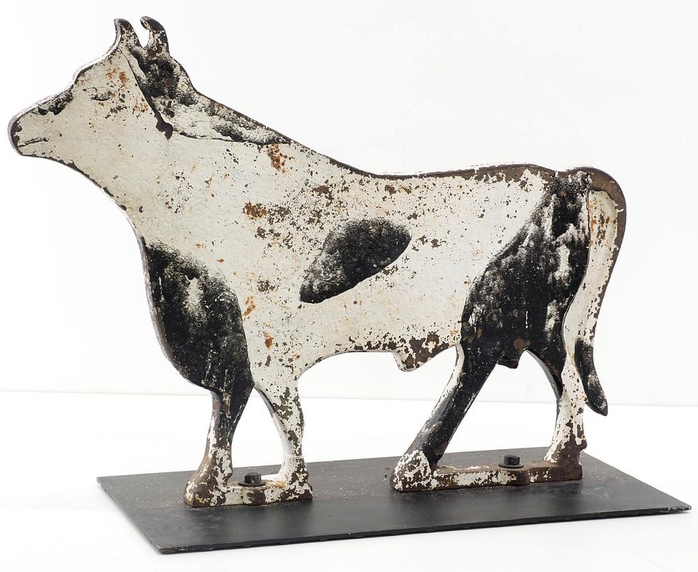 Lot 797: Cast iron flat bull windmill weight