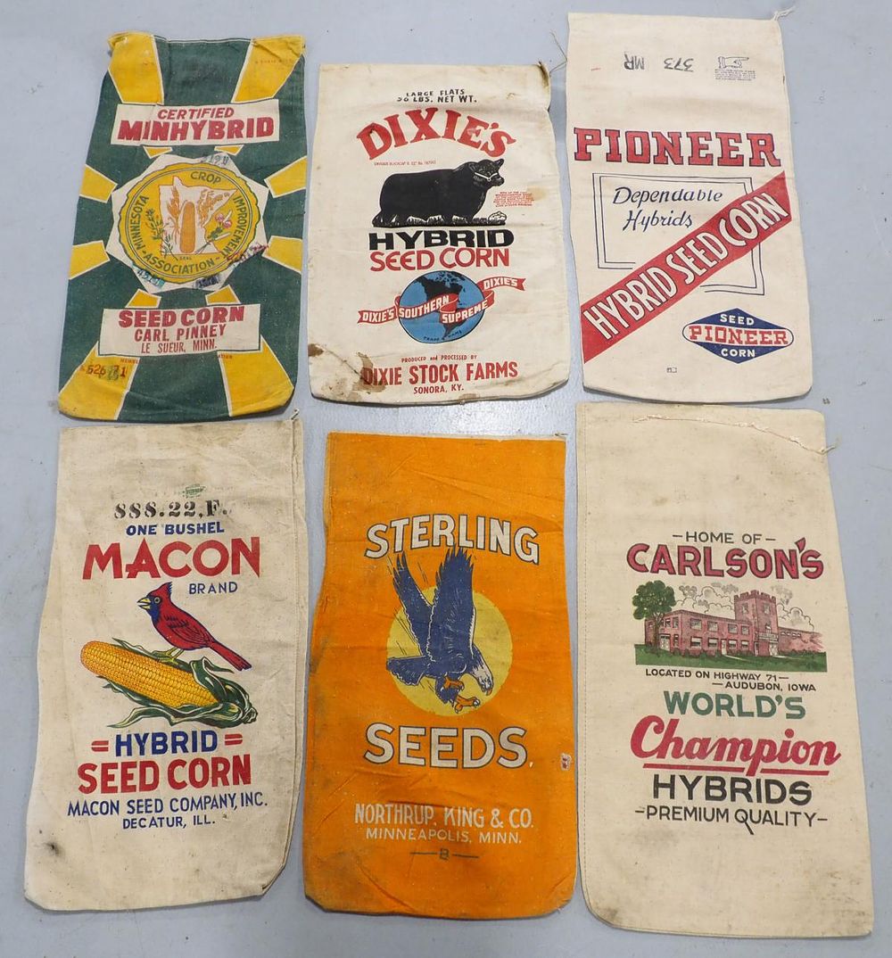 Lot 815: (6) Hybrid seed corn cloth bags