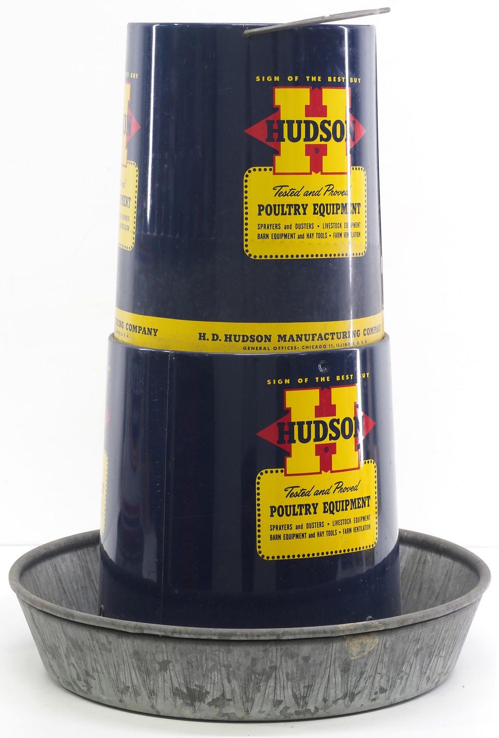 Lot 872: Hudson metal chicken feeder