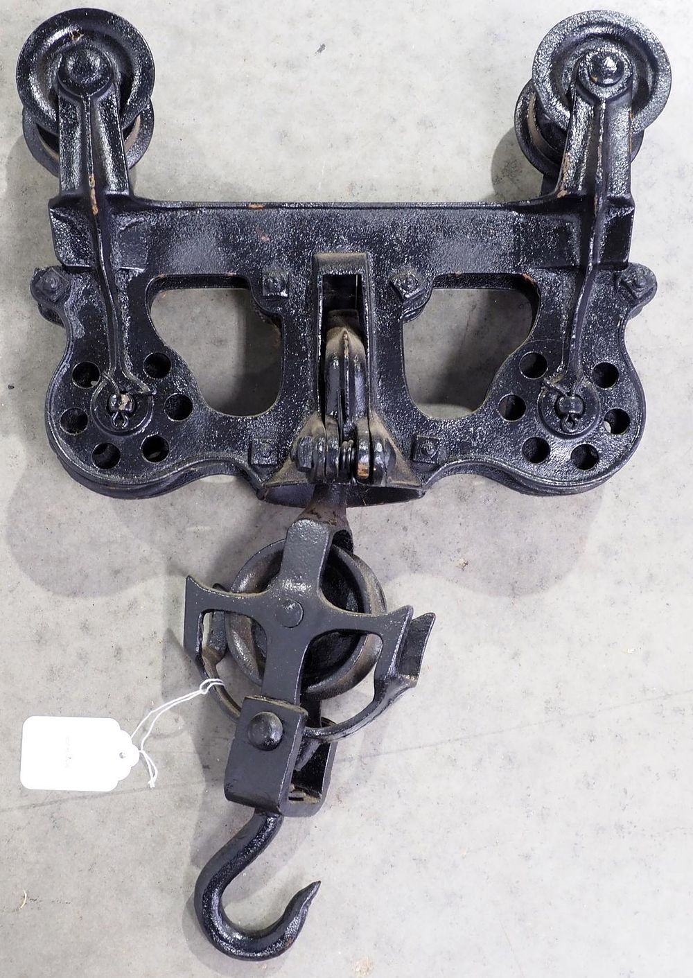 Lot 882: Cast iron hay car
