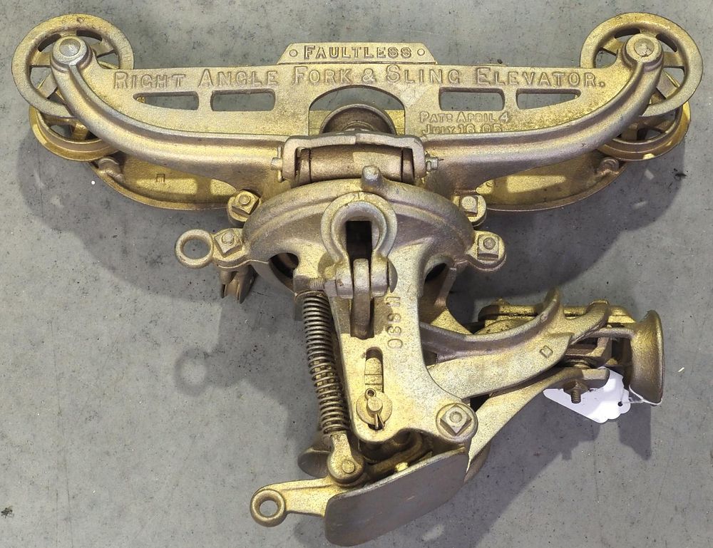 Lot 891: Faultless Fork & Sling Elevator hay car