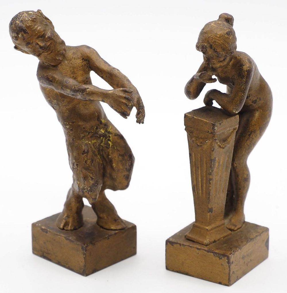 Lot 1044: Pair of figural bookends in bronze