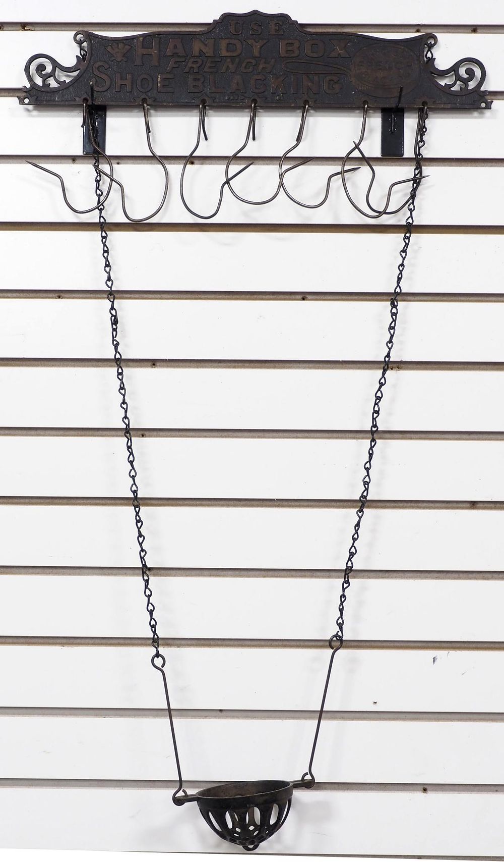 Lot 1152: Handy Box French Blacking string holder