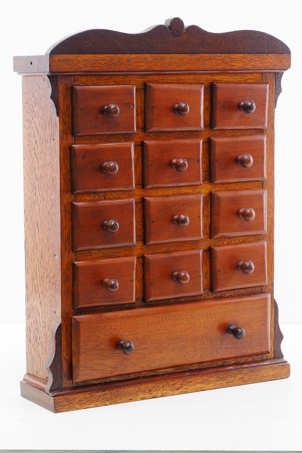 Lot 1310: 13-drawer wooden spice rack