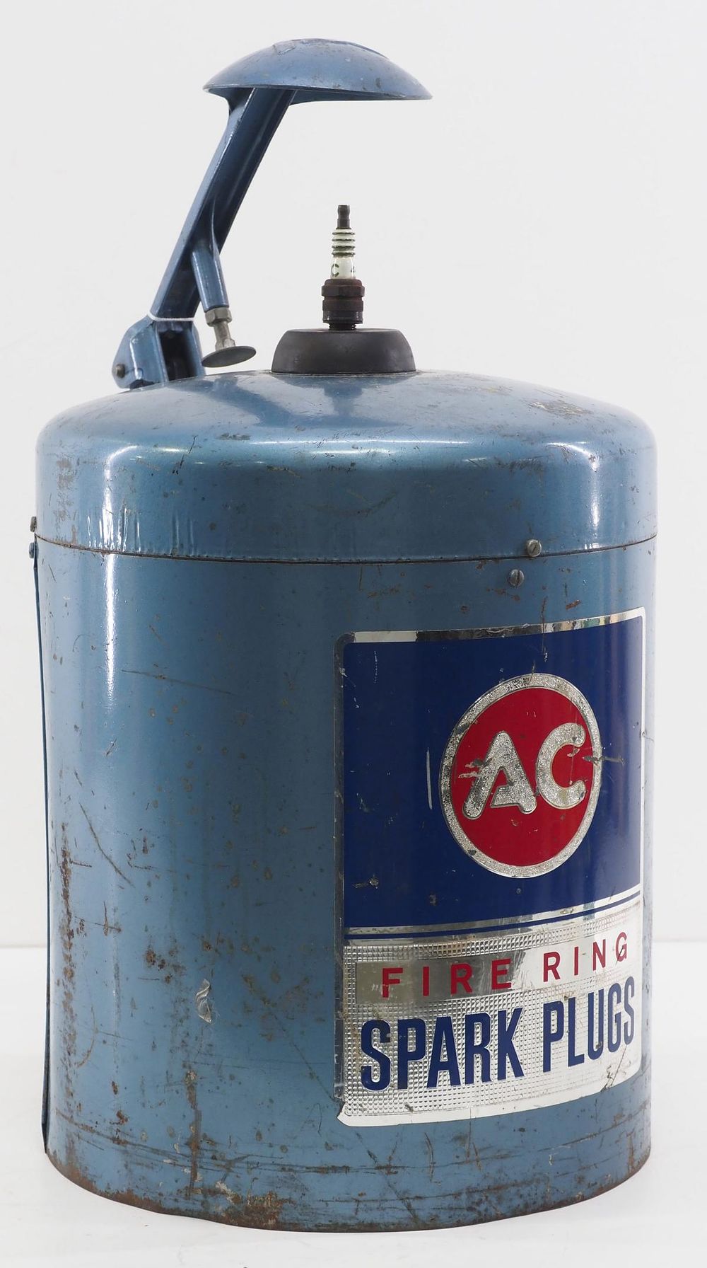 Lot 1391: AC Fire Ring Spark Plugs spark plug cleaner