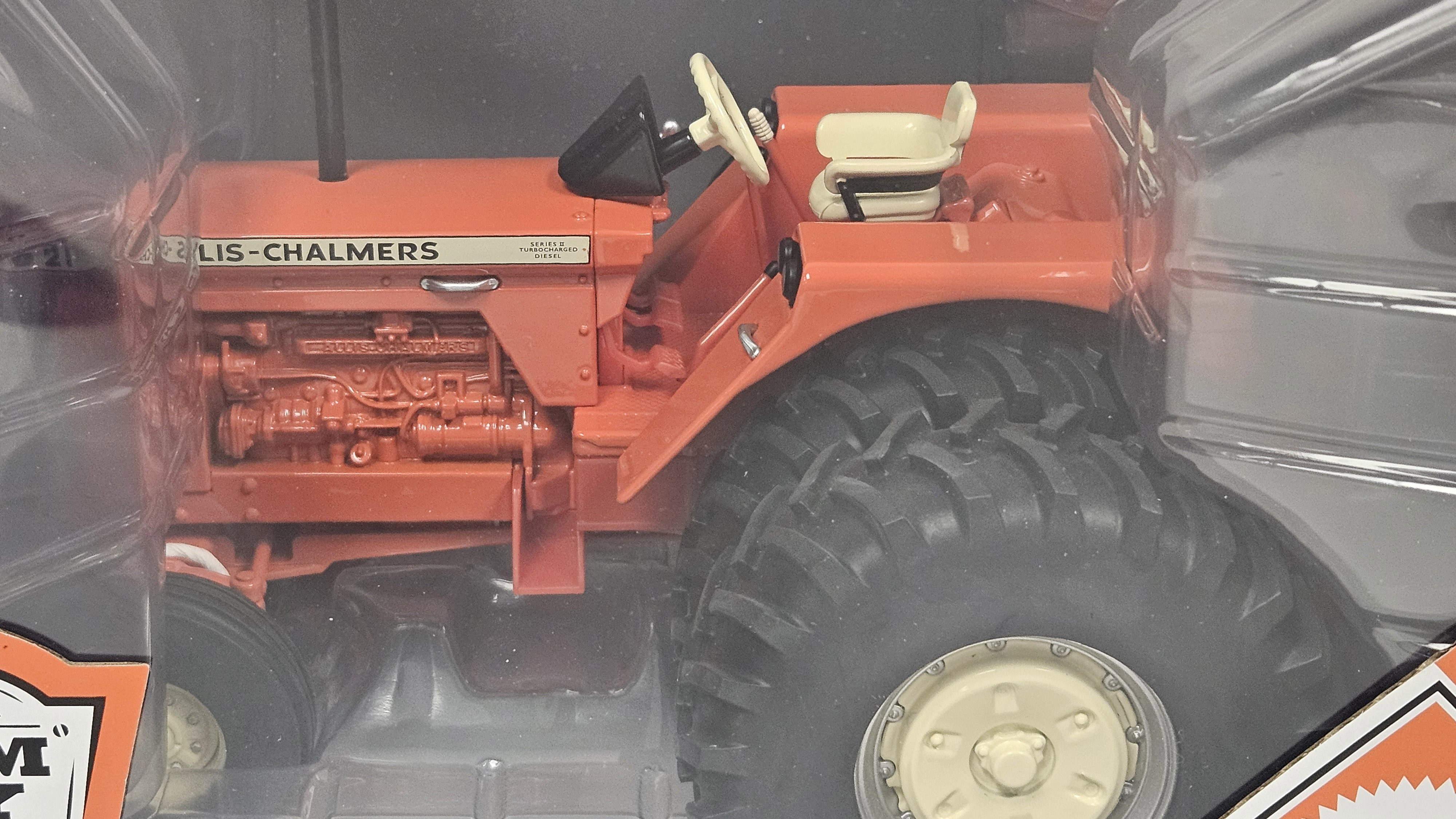 Allis Chalmers D21 Tractor