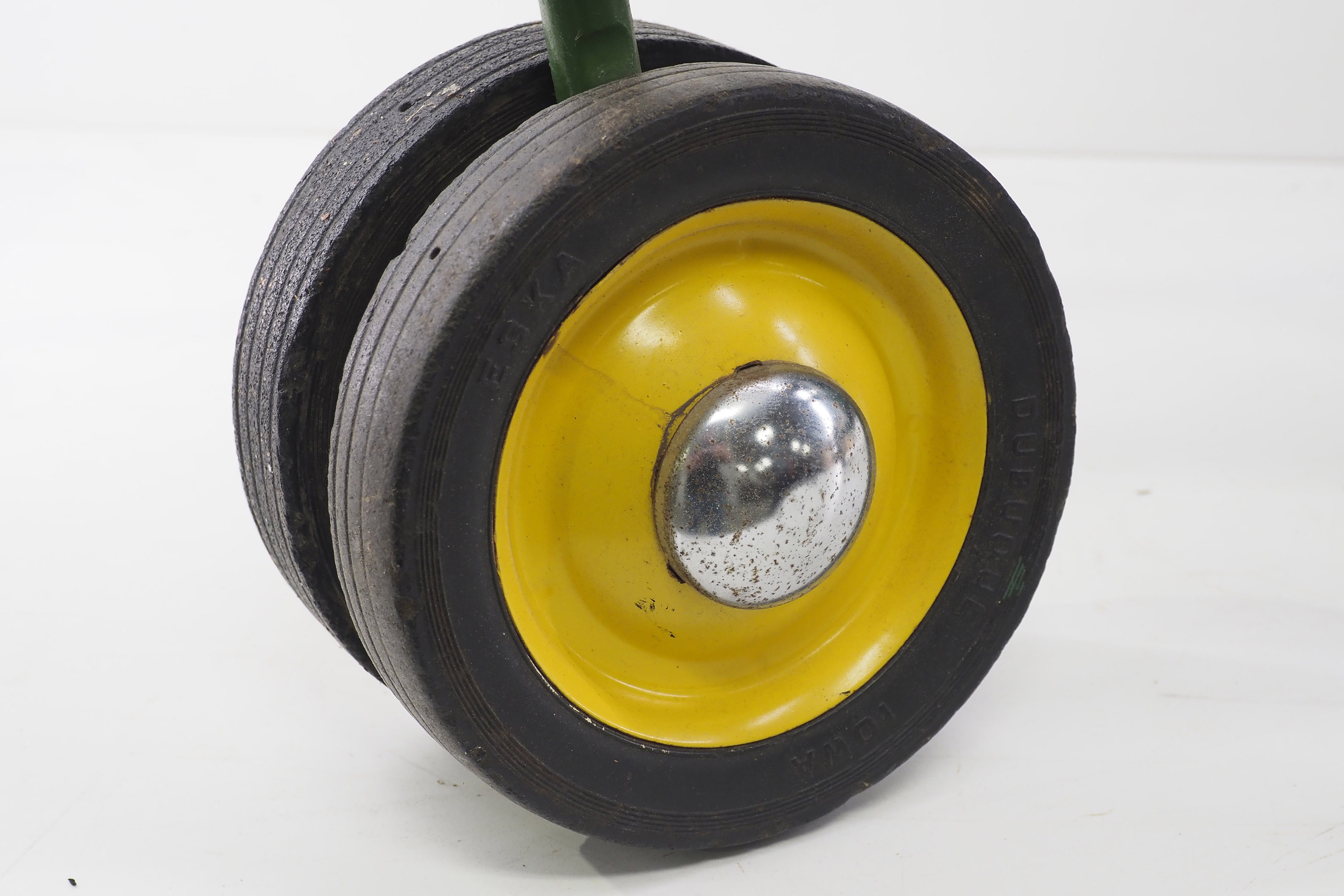 Eska John Deere 130 Pedal Tractor