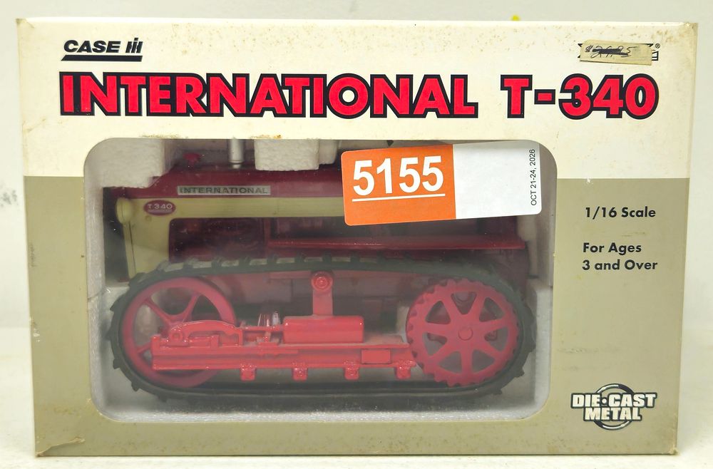 Lot 5155: Case International T-340 Crawler