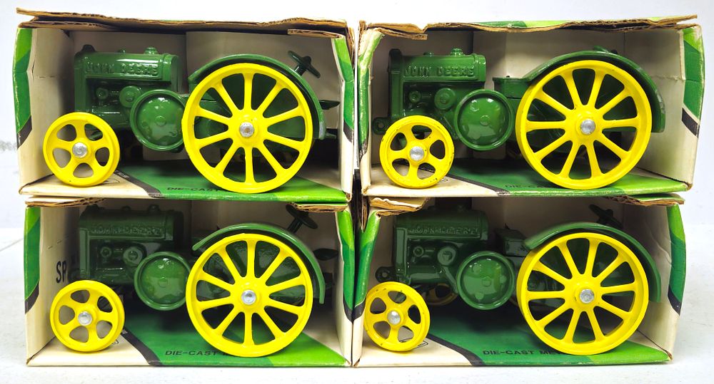 Lot 5170: (4) John Deere 1923 Model D Steel Wheel Tractors