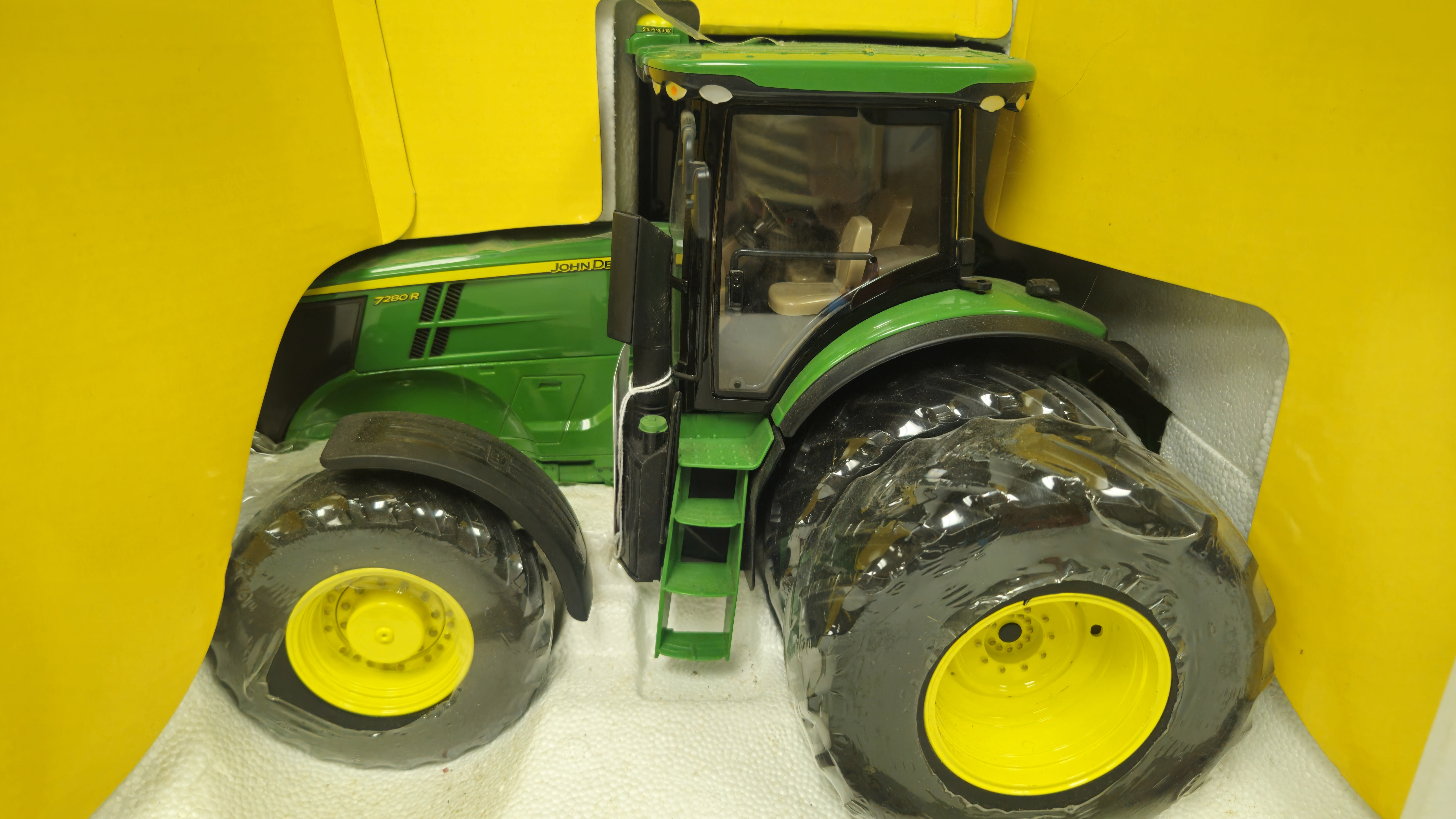 John Deere Model 7280R Tractor