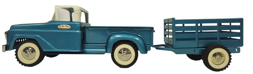Lot 5213: Tonka Toys Pick Up Truck and Trailer