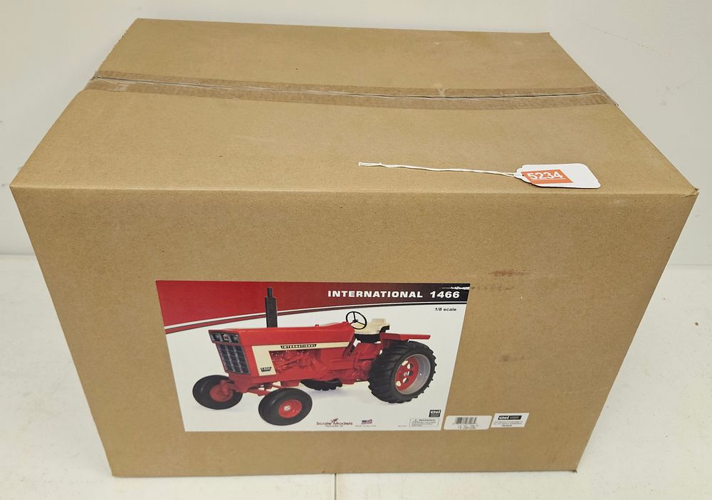Lot 5234: 1/8 Scale International WF 1466 White Stripe Tractor