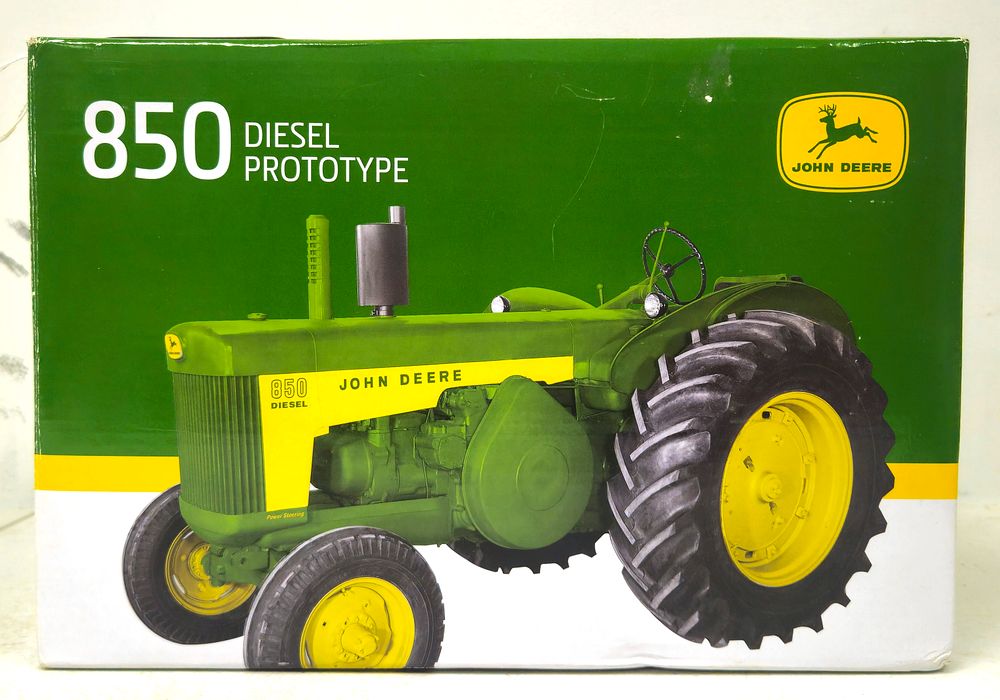 Lot 5248: John Deere WF 850 Diesel Prototype Tractor