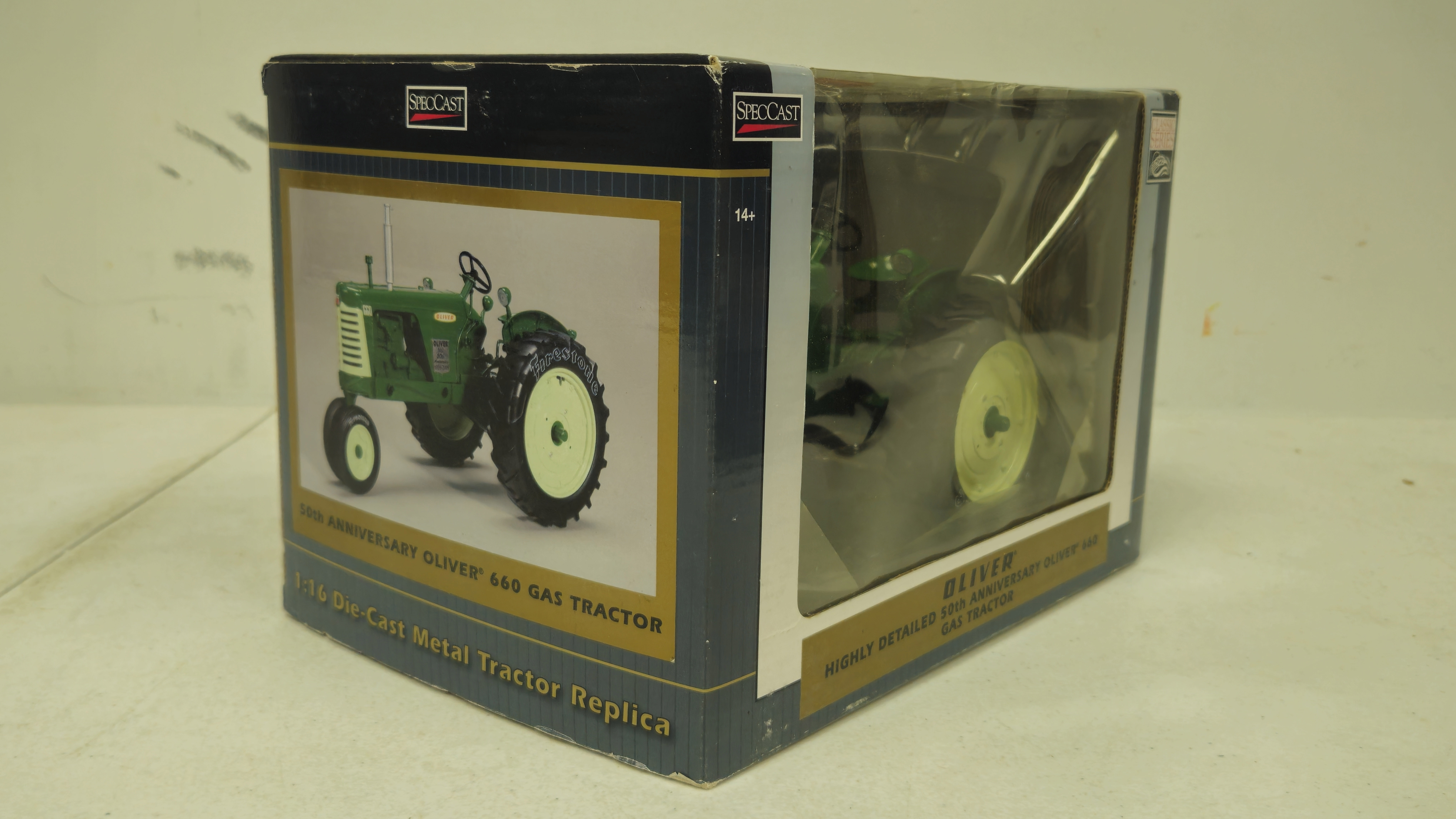 Oliver HD 660 Diesel Tractor