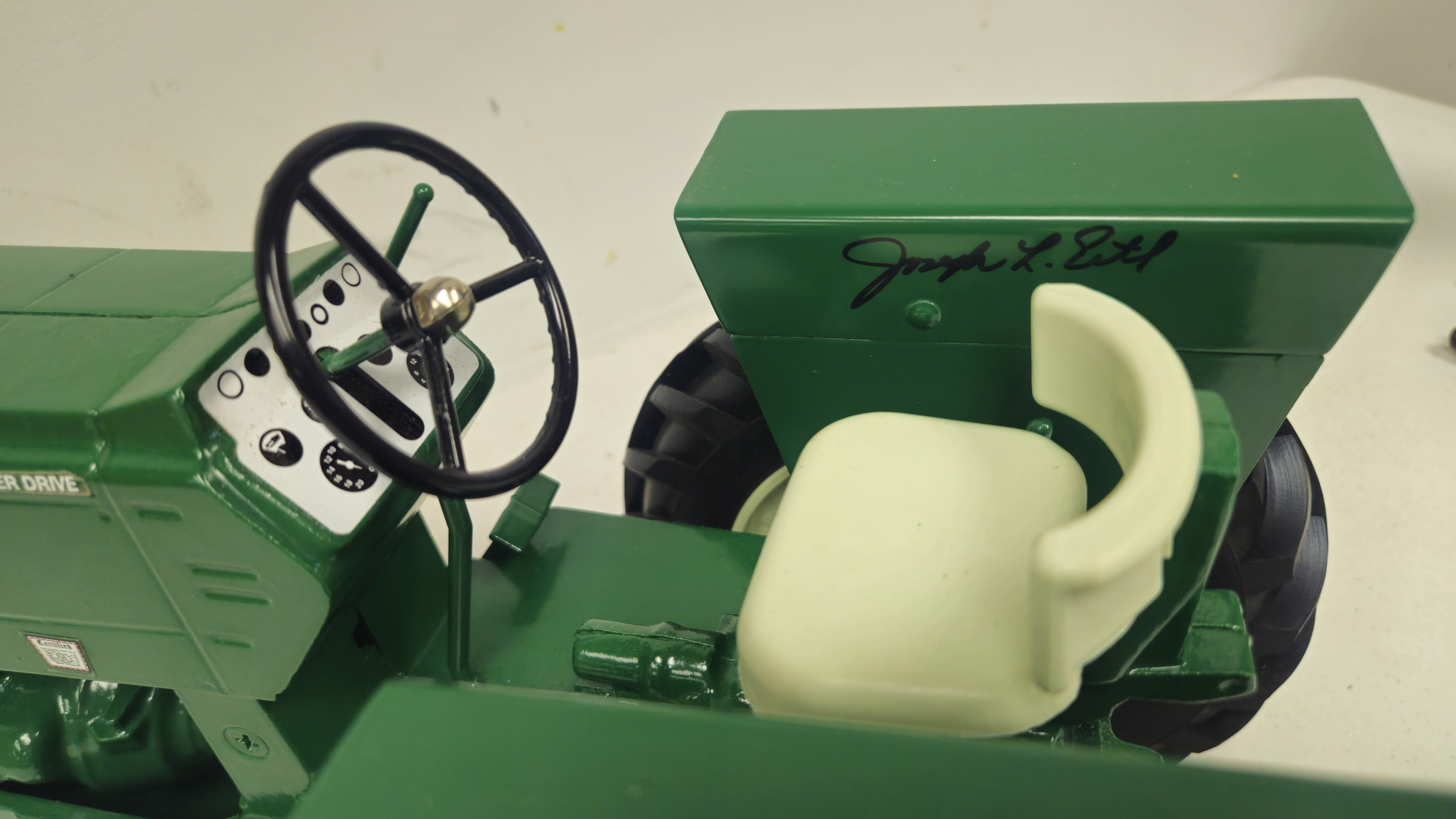 1/8 Scale Oliver 1850 NF Tractor