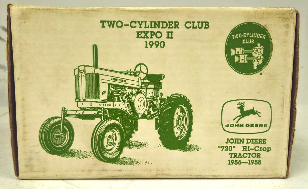 Lot 5332: John Deere WF Model 720 Tractor