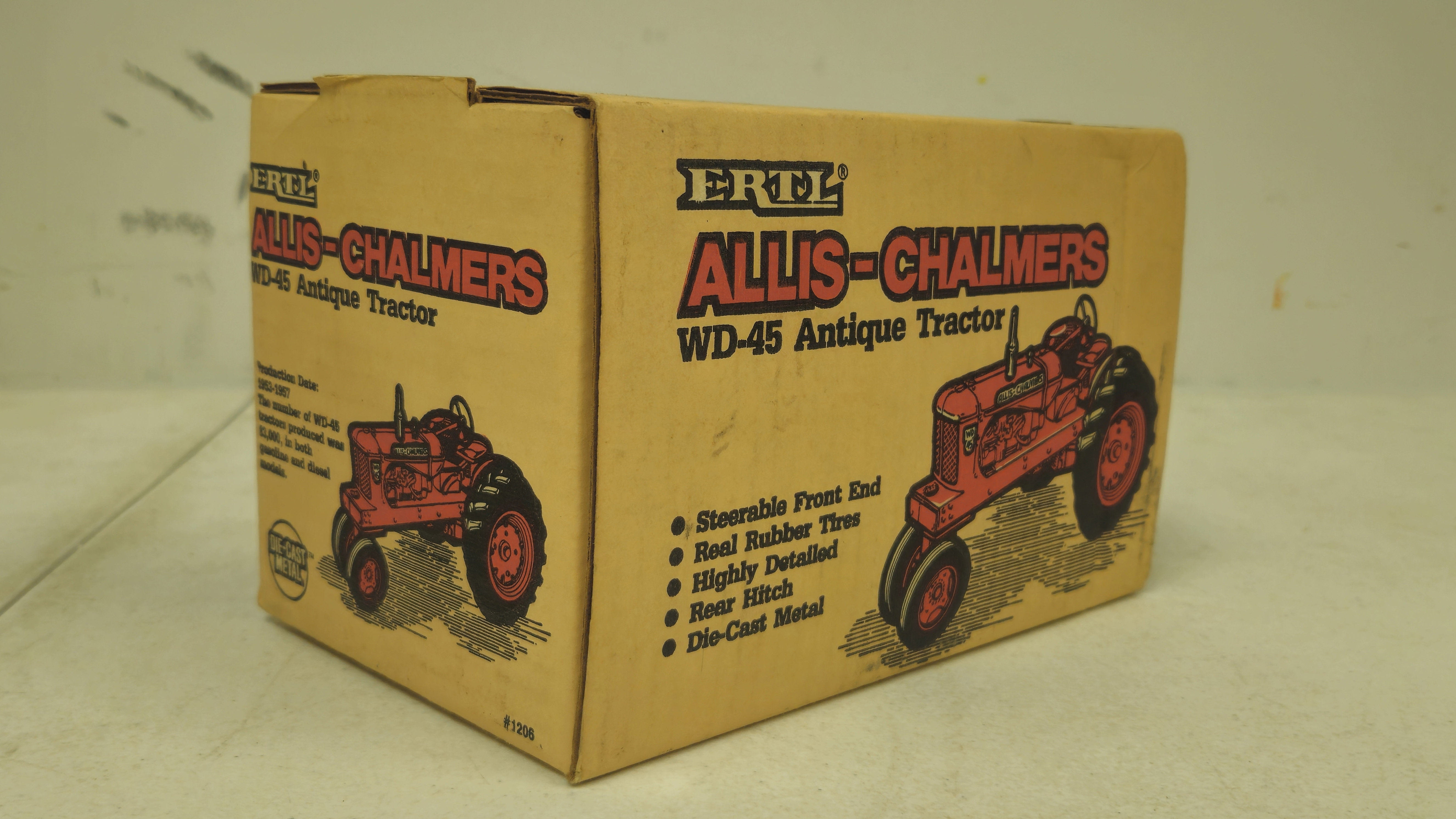 Allis Chalmers WD 45 Antique Tractor