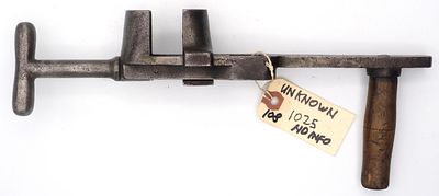 12''L Unmarked T-handle buggy wrench. 12''L Unmarked, unknown T-handle buggy wrench with spinner 