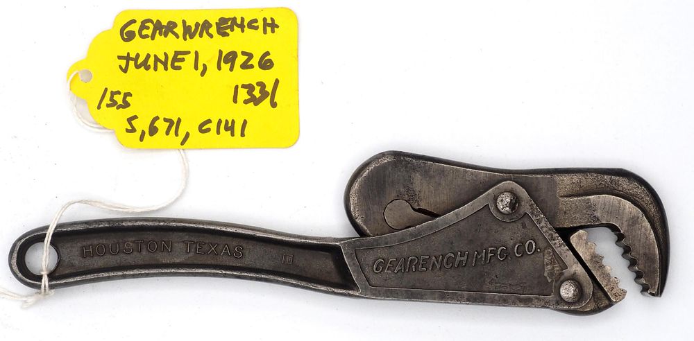 Lot 155: 8''L "8in Nut Gearench Made in USA"