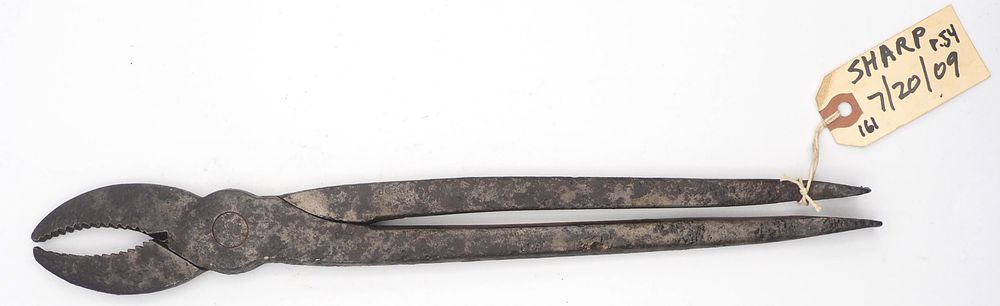 Lot 161: 14''L Shark plier-type pipe wrench