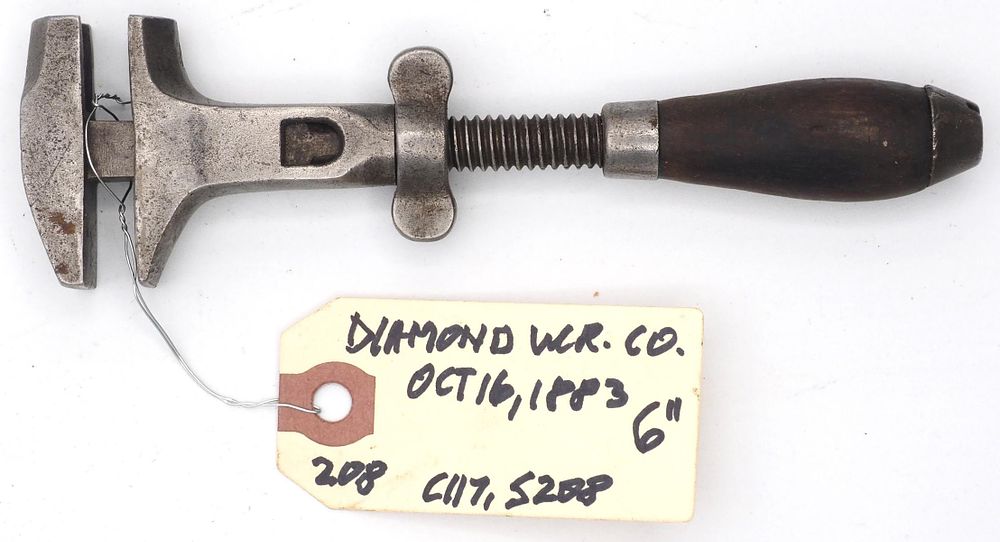 Lot 208: 6.125''L Diamond Wrench Mfg Co