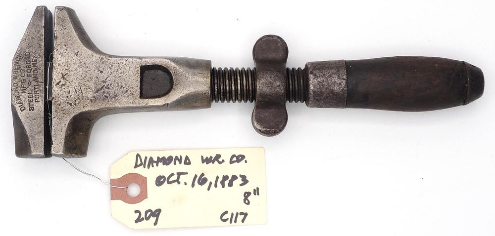 Lot 209: 8.25''L Diamond Wrench Mfg Co
