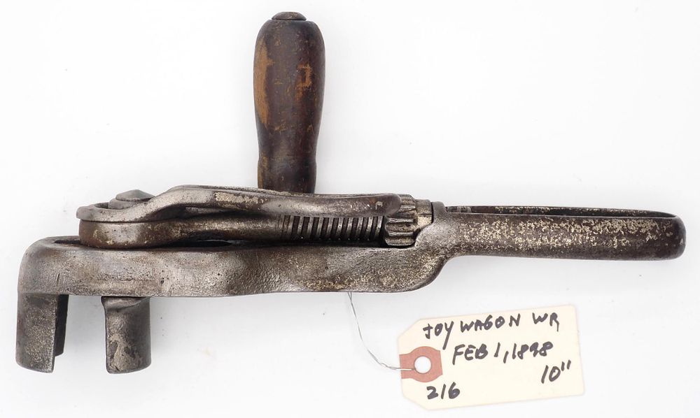 Lot 216: 9.75''L The Joy wagon wrench