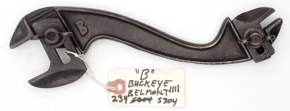 Lot 234: 10''L "B" S-shaped adjustable buggy wrench