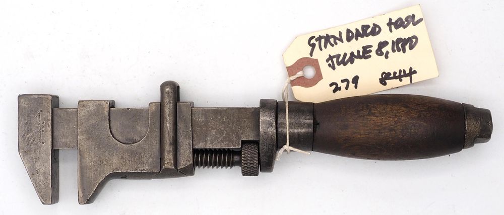 Lot 279: 8.5''L "Standard Tool Co Athol Mass"