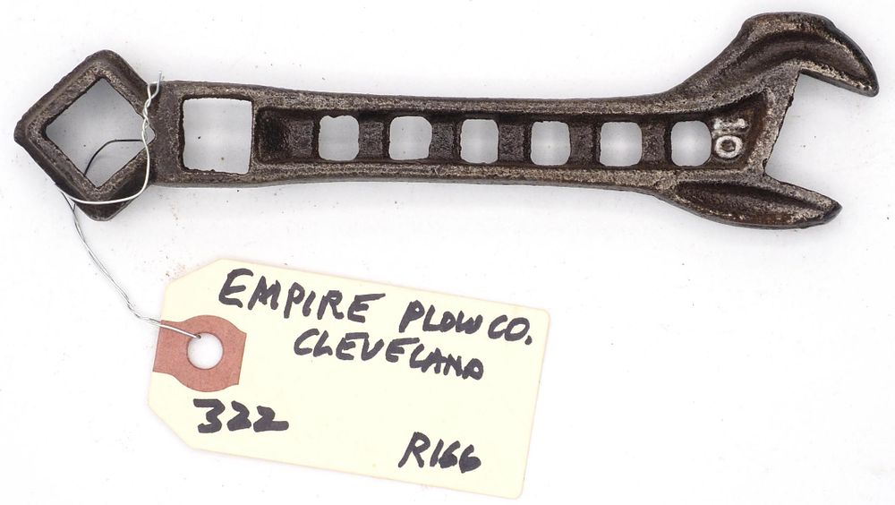 Lot 322: 6''L Empire Plow Co