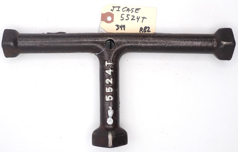 Lot 349: 11''L J.I. Case threshing machine
