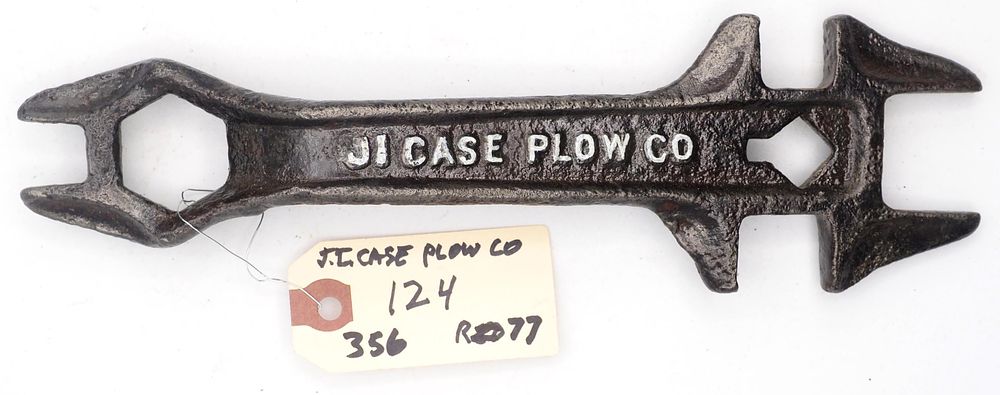 Lot 356: 10''L "J.I. Case Plow Co"