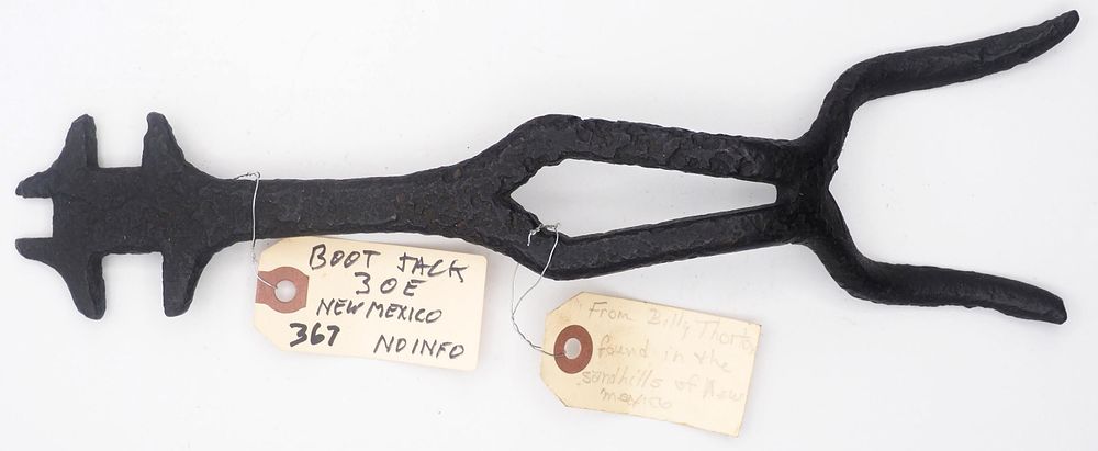 Lot 367: 12.75''L Boot jack wrench