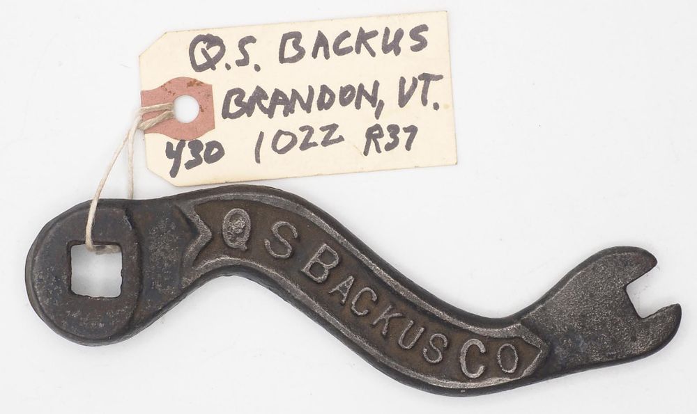 Lot 430: 5.75''L "Q.S. Backus Co, Brandon, UT"