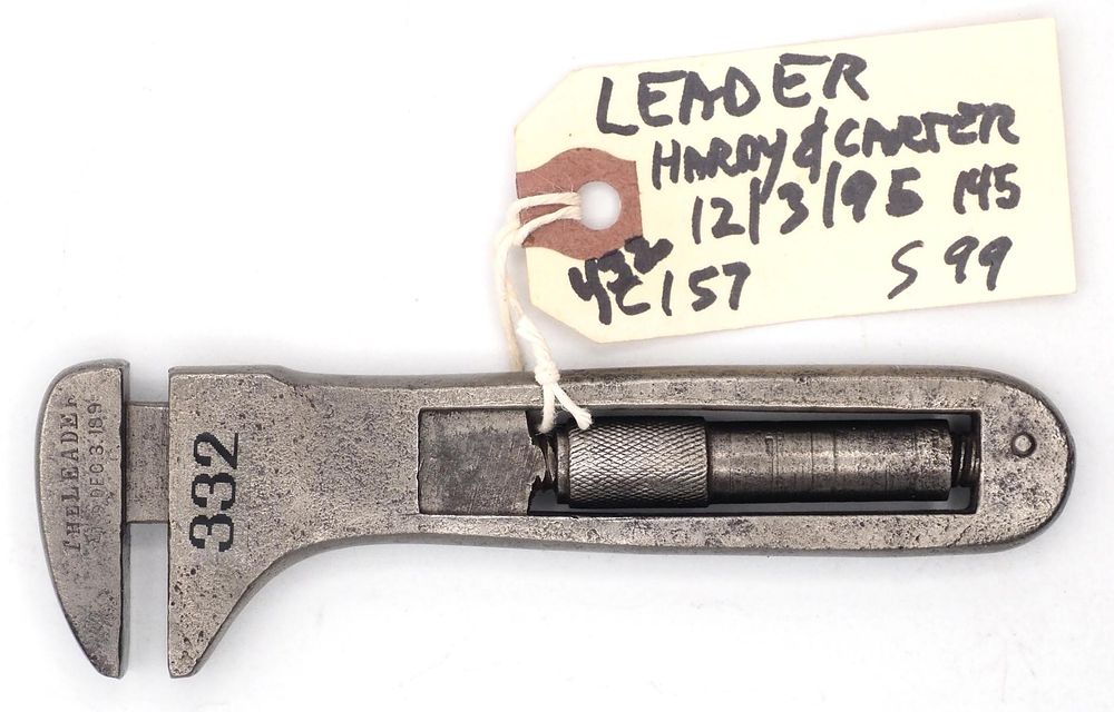 Lot 432: 5''L "The Leader Dec 3 1895"