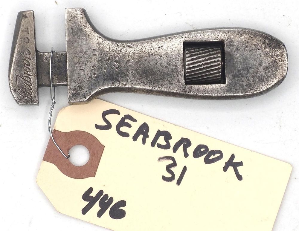 Lot 446: 3''L "Seabrook 31"