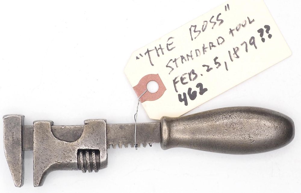 Lot 462: 6''L "The Boss"