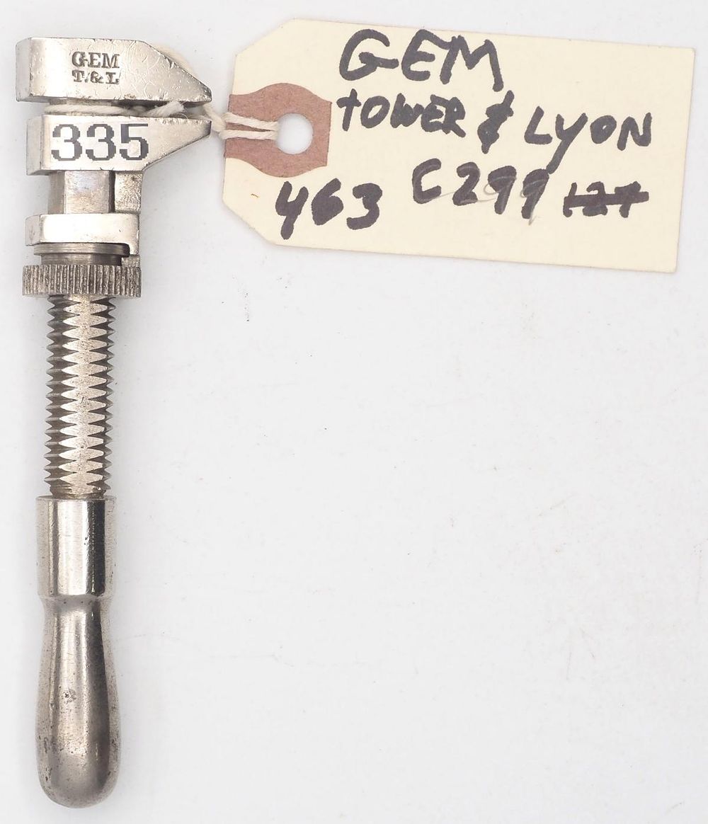 Lot 463: 4.5''L "Gem T&L"