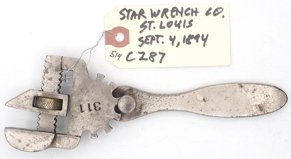 Lot 514: 7''L Star Wrench Co, St Louis, unmarked