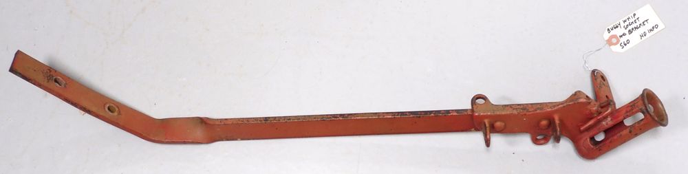 Lot 560: 28.5''L Buggy whip socket