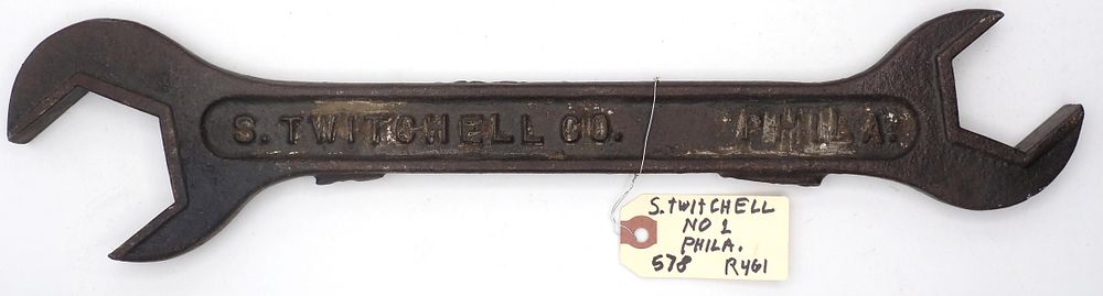 Lot 578: 17.25''L "S. Twitchell Co. Phila"