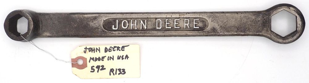 Lot 592: 12''L "John Deere", double hex box end