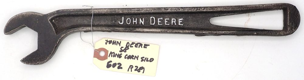 Lot 602: 12.75''L "John Deere"