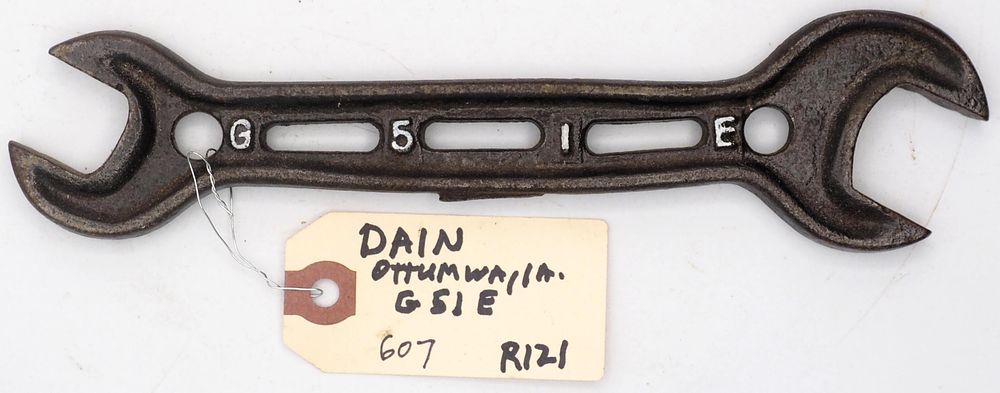 Lot 607: 8''L Dain "G 51E", Ottumwa IA