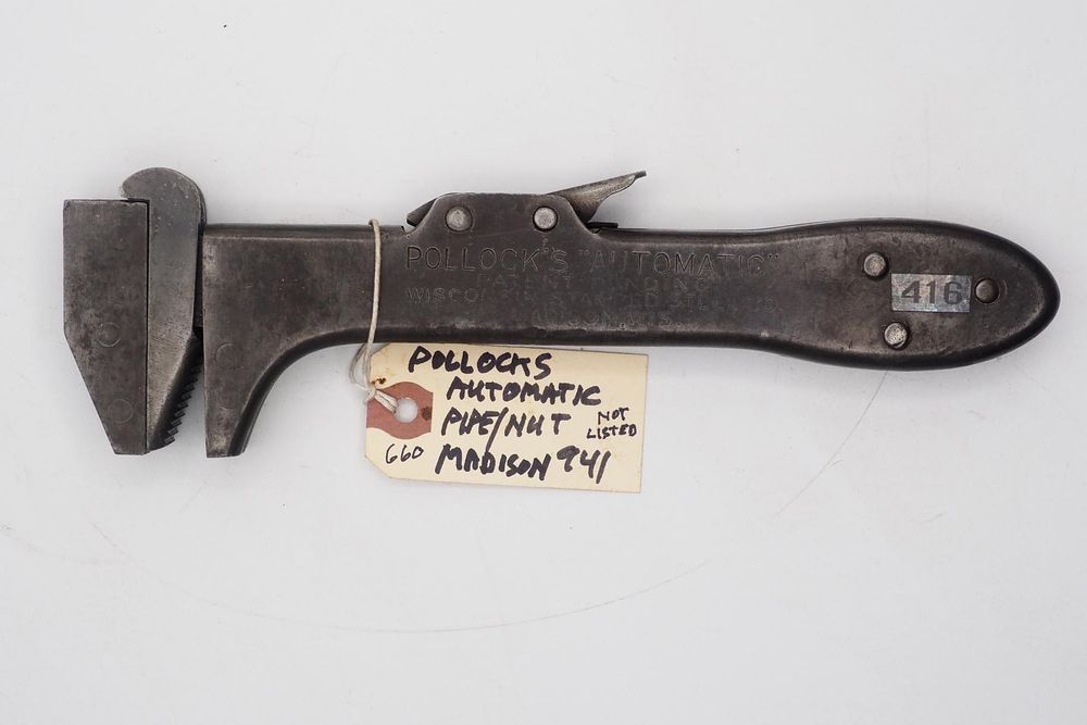 Lot 660: 9.5''L "Pollock's Automatic"