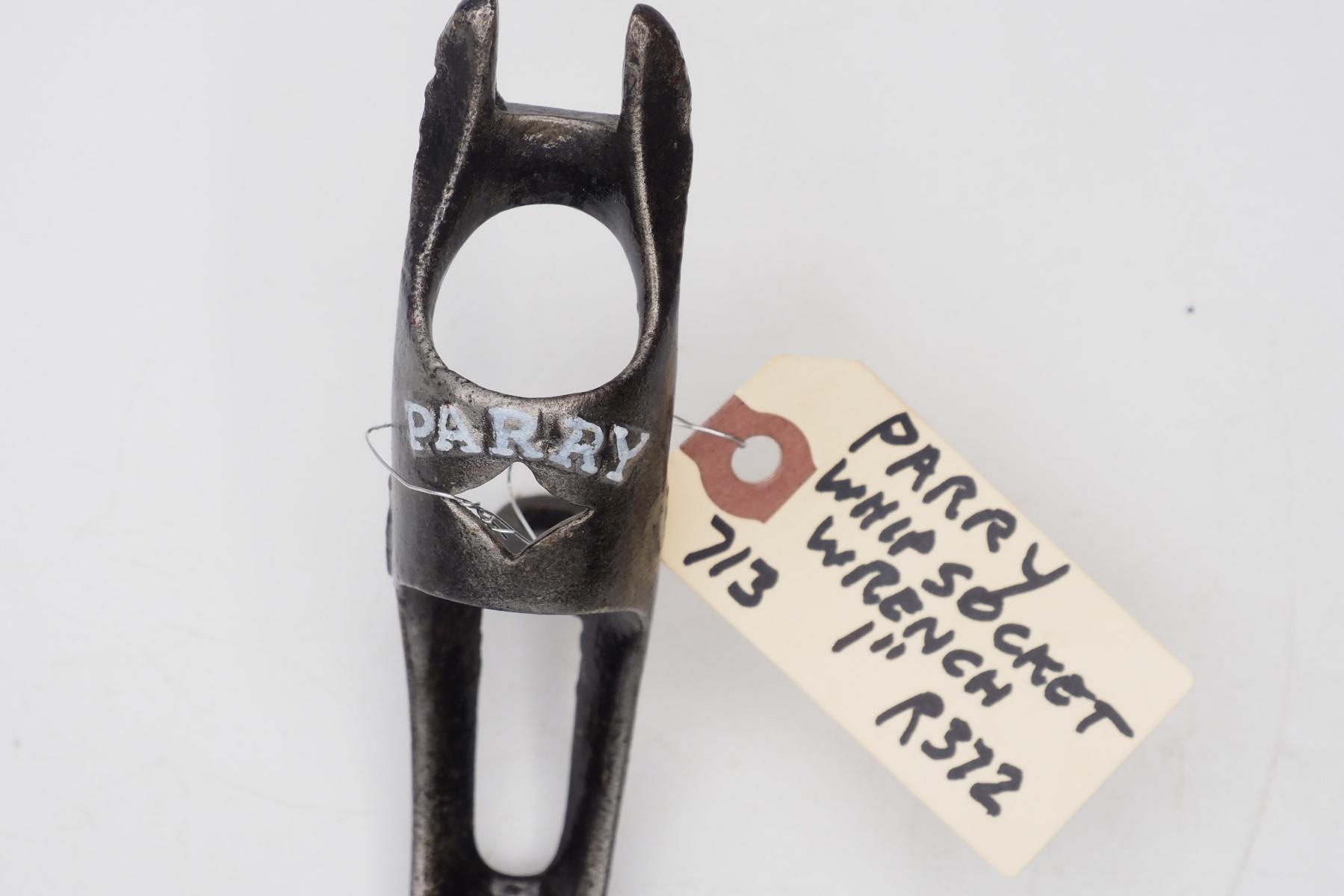 6.75''L "Parry" whip socket