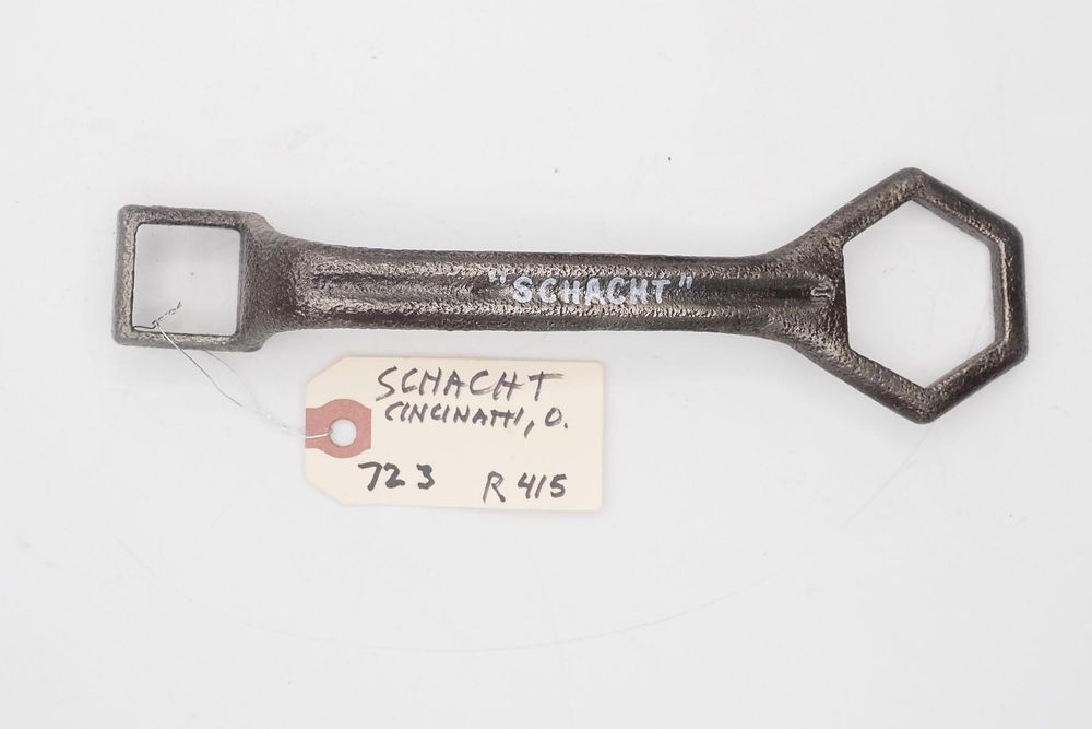 Lot 723: 8.5''L "Schacht", very RARE auto wrench!