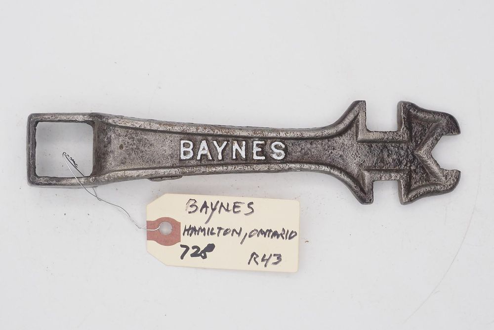 Lot 728: 7.75''L "Baynes", Canada