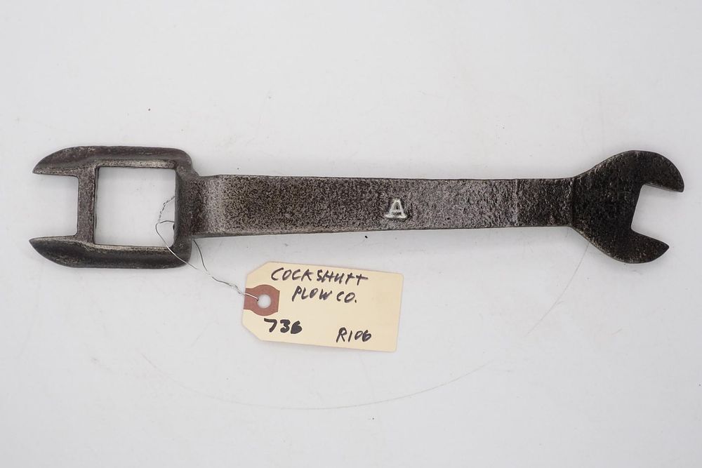 Lot 736: 11.25''L "A", Cockshutt Plow Co.